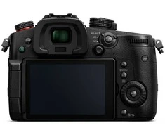 Panasonic Lumix G GH5S (DC-GH5S) + Panasonic LUMIX G Vario 12-60mm f/3.5-5.6 Asph. Power O.I.S (H-FS12060) (Juodas)