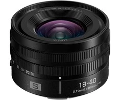 Objektyvas Panasonic LUMIX S 18-40mm / F4.5-6.3 / L-mount / (S-R1840)