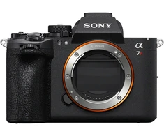 Sony A7R Mark VI + 24-70mm F2.8 GM II (Juodas) | (ILCE-7RM6) | (SEL2470GM2)