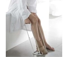 Ilgas įrankis kojinių uždėjimui - SUNDO Adjustable Tights Helper (41-61 cm, 14 cm slot width)