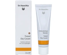Dr. Hauschka - Tonuotas dieninis kremas 30 ml