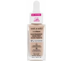 Wet n Wild Bare Focus Niacinamido odos atspalvio makiažas