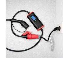 Adapteris Reach CEE 16A 400V to 220V Schuko