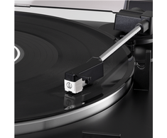 Visiškai automatinis patefonas su diržine pavara Audio Technica AT-LP60XBK