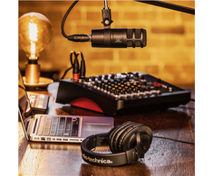 Audio Technica AT2040 Hiperkardioidinis dinaminis mikrofonas, Juodas