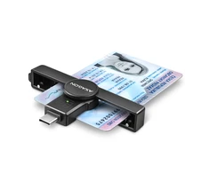 „Axagon“ sulankstomas kišeninis USB-C išmaniųjų / ID kortelių skaitytuvas.