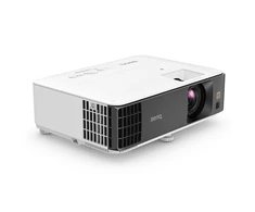 BenQ TK700 Žaidimų projektorius su tikrąja 4K skiriamąja geba, HDR technologija ir 16 ms įvesties delsa atskleidžia tamsias scenas