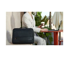 Lenovo | ThinkPad Professional | Tinka iki 16 " | Topload | Atsparus vandeniui | Juodas