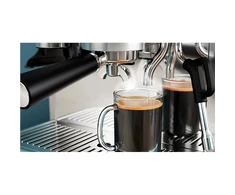 Kavos aparatas Philips | Espresso Aparatas | PSA3218/10 Barista Brew | Slėgis 15 bar | Su pieno plakikliu | Semi-automatinis | 1350 W | Juodas
