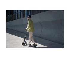 Segway E2 E II eKickScooter | 450 W | Up to 20 km/h | 8.1 " | Juodas and Gray