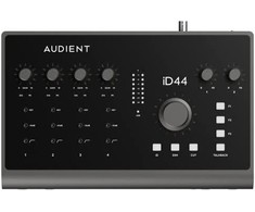 Audient Audio iD44 MKII - USB garso sąsaja