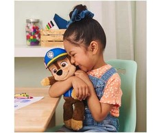 „Spin Master Paw Patrol“ pliušinis žaislas „Take A Long“ – Chase