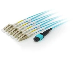 Equip Įrengti šviesolaidinį patchcord MTP – 4x LC, OM4, 5m (25556507)