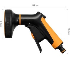 Fiskars „Comfort“ daugiafunkcis laistymo pistoletas, su valdymu priekyje