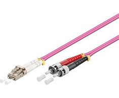 „MicroConnect“ jungiamasis laidas LC/UPC – ST/UPC MM 50/125 OM4 5 m (FIB412005-4)