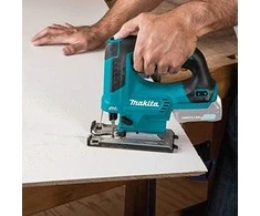 Makita JV103DZ Akumuliatorinis siaurapjūklis 12V MAX, BL-motor, Be akumuliatorių ir kroviklio!