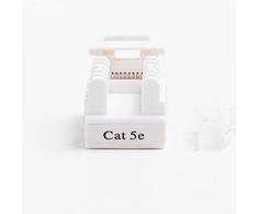 NETRACK 105-02 Keystone Jack RJ45 UTP cat. 5e su spaustuku baltas