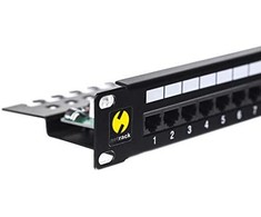 NETRACK 104-08 patch panel 19inch 24-jungtys kat. 6 UTP su lentyna