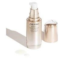 „Shiseido Benefiance“ lyginamasis naktinis veido serumas, 30 ml