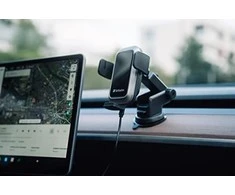 „Verbatim FWC-03 Pro Qi“ greitas belaidis automobilinis įkroviklis, automatiškai tvirtinamas, Juodas
