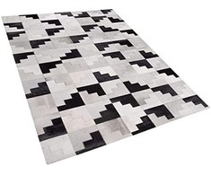 Beliani Odos skiautės kilimas 140 x 200 cm