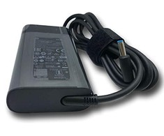Hewlett Packard (HP) Nešiojamojo kompiuterio maitinimo adapteris HP 65 W, 3.33 A, 19.5 V (65W Ac Adapteris Npfc 3Pin Rc 4.)