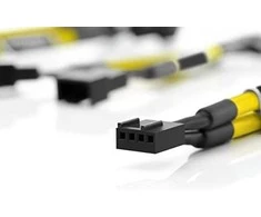 Noctua NA-SYC1 chromax.yellow Y skirstytuvo kabelių rinkinys ventiliatoriams – geltonas