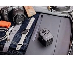 Verbatim – universalus kelioninis adapteris UTA-01 su 2xUSB įkrovikliu