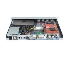 Sonnet xMac mini serveris su vienu viso ilgio ir vienu pusės ilgio lizdu, „Thunderbolt 3“ leidimas