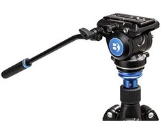 Vaizdo galva - Benro S4PRO Fluid Head 4kg talpa greito atleidimo plokštė