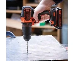 Black &amp; Decker Akumuliatorinis suktuvas-gręžtuvas 18V Ličio jonų + 400mA įkroviklis + 1 akumuliatorius + lagaminas