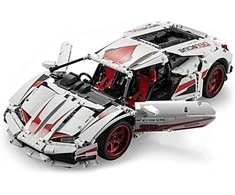 Cada Sportinis automobilis iš statybinių kubelių, 1696 elementai