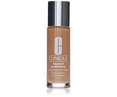 Clinique Beyond Perfecting Foundation + Maskuoklis, 30 ml