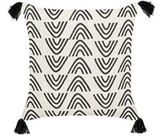 Beliani Lumarko Cotton dekoratyvinė pagalvė su geometriniu raštu 45 x 45 cm balta ir juoda MAYS!