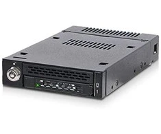 „Icy Dock M.2 NVMe SSD“ – „miniSAS ToughArmor“ (MB833M2K-B