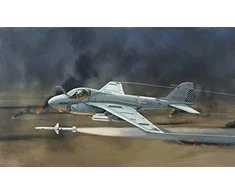 Italeri – Grumman A-6E TRAM Intruder Persijos įlankos karas, 1/72, 1392
