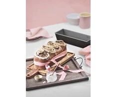 Plum KAISER Inspiration kingscake keptuvė 25 cm neprideganti danga
