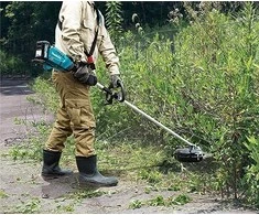 Makita UR017GZ Cordless grass trimmer, 40Vmax XGT, 330mm, BL-motor, AFT, ADT, Loop Handle, be akumuliatoriaus ir kroviklio