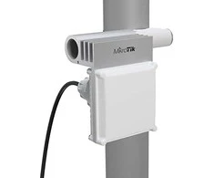 Maršrutizatorius Mikrotik CubeSA 60Pro kintamosios srovės tinklo antena Sektorinė antena 11,5 dBi