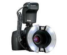 Nissin blykstė MF18, Nikon