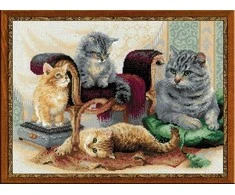 RIOLIS – Create It Yourself – Siuvinėjimo rinkinys „Kačiukų šeimynėlė“ 1327 (40x30 cm)