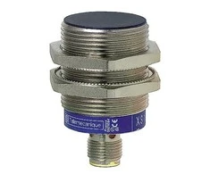„Schneider Electric“ indukcinis jutiklis M30 20 mm 12–24 V DC PNP 1Z 3 laidų (XS1N30PA349D)