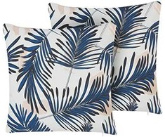 Beliani 2 sodo pagalvėlių rinkinys ELATI su augaliniu raštu 45 x 45 cm, tamsiai mėlynas