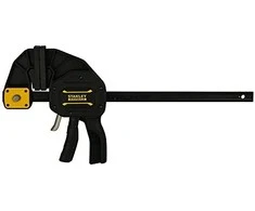 Stanley Tools FatMax XL paleidimo gnybtas 300 mm, STA083239 Stanley Tools FatMax XL trigerinis gnybtas turi tvirtą, termiškai apdorotą plieninį I sijos strypą, kuris užtikrina ilgalaikį tvirtumą ir patvarumą. Įrengtos nuimamos, minkštos žandikaulio plokštės su grioveliais, kad pagerintų sukibimą, ir įduba strypui ir apvalioms medžiagoms. Žandikaulis gali būti lengvai apverčiamas, kad taptų barstytuvu, nereikalaujant papildomų įrankių.