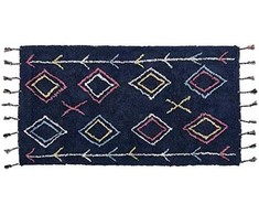 Beliani Lumarko medvilnės kilimas 80 x 150 cm juoda CORUM!