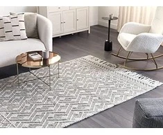 Beliani Vilnos kilimas 160 x 230 cm juoda ir balta KAVAK Lumarko!