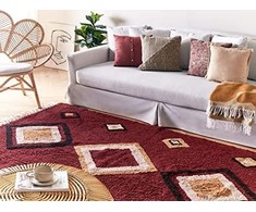Beliani Lumarko medvilnės kilimas 160 x 230 cm raudona SIIRT!