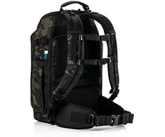 Kameros kuprinė - Tenba Axis v2 20L, talpina 1-2 kameras, 5-7 objektyvus, MultiCam Juodas