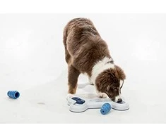 Trixie Dog Activity Flip Bone šunų žaislas, 32 × 18 cm