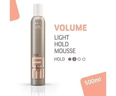 Lengvos fiksacijos plaukų putos Wella Eimi Natural Volume (2) 500ml